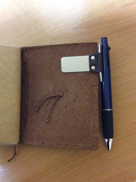 トラベラーズノートパスポートサイズ ペンホルダー セッティング